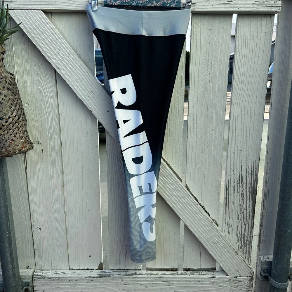 Raiders Leggings - Picture 4 of 4